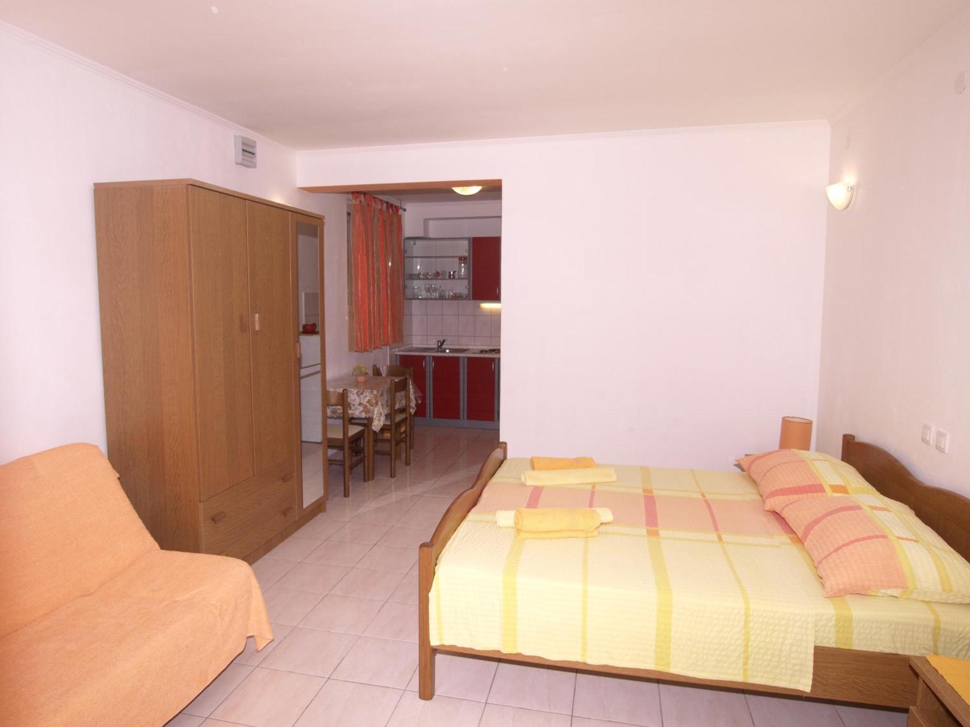 Apartments Danijela Lumbarda Bilik gambar